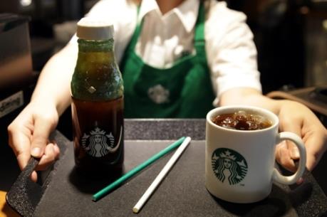 Starbucks bắt đầu thay thế ống hút bằng giấy tại Hàn Quốc
