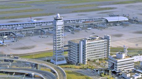 Sân bay Kansai vẫn gặp nhiều trở ngại sau siêu bão Jebi