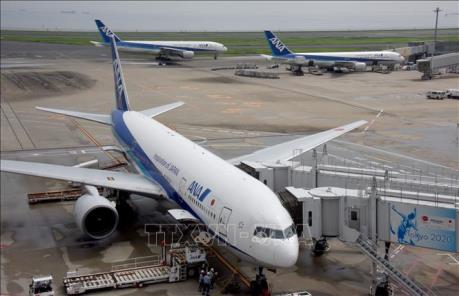 Nhật Bản đóng cửa một đường băng sân bay quốc tế Narita do đạn pháo