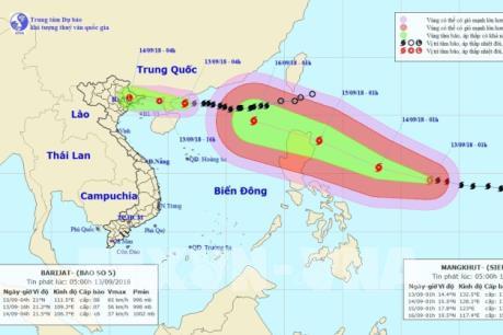 Siêu bão Mangkhut diễn biến phức tạp, Ninh Bình ban hành công điện khẩn