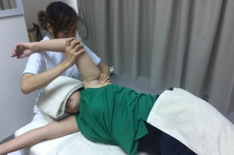 Ra mắt dịch vụ điều trị đau lưng, đau vai mãn tính theo phương pháp Nhật Bản