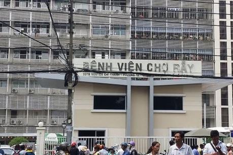 Thông tin mới về vụ người nhà tố bệnh viện không cho chuyển viện khiến bệnh nhân tử vong