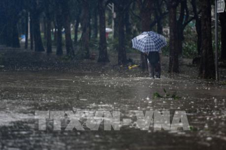 Siêu bão Mangkhut tiếp tục gây mưa lớn tại miền Nam Trung Quốc