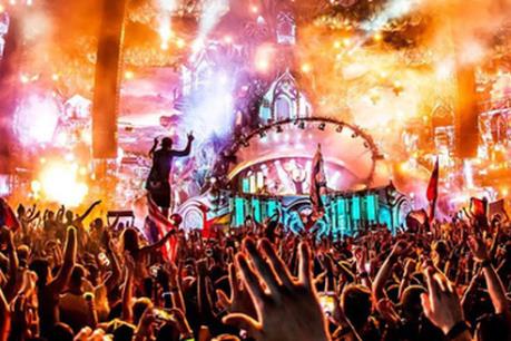 Nhiều người tử vong tại Lễ hội Âm nhạc ở Tây Hồ, Hà Nội nghi do sốc thuốc