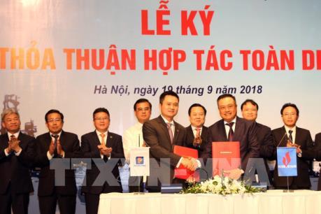 Hai "ông lớn" PVN và Petrolimex bắt tay hợp tác