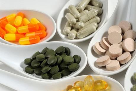 Người dân cần thận trọng khi mua thực phẩm chức năng qua website