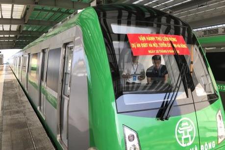 Chính thức chạy thử các đoàn tàu dự án đường sắt Cát Linh - Hà Đông