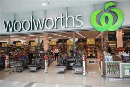 “Cuộc khủng hoảng dâu tươi”: Siêu thị Australia ngừng bán kim khâu