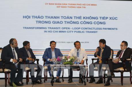 Thanh toán thẻ không tiếp xúc trong giao thông công cộng