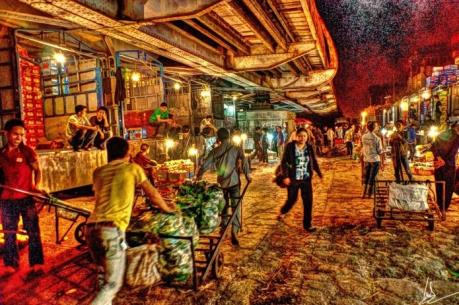 Chủ tịch TP Hà Nội chỉ đạo điều tra việc “bảo kê” tại chợ Long Biên