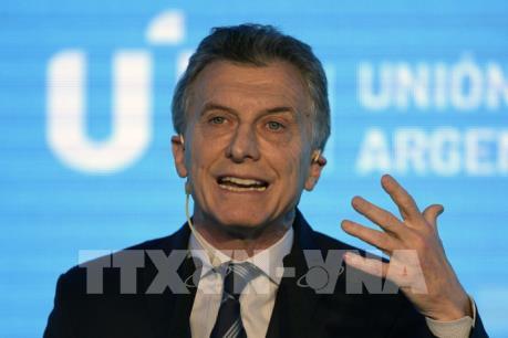 Argentina công bố các biện pháp kinh tế chặn sự lao dốc của thị trường