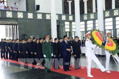 1.500 đoàn trong nước, quốc tế đến viếng Chủ tịch nước Trần Đại Quang