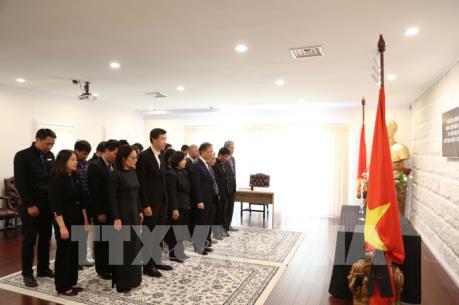 Australia treo cờ rủ tưởng niệm Chủ tịch nước Trần Đại Quang