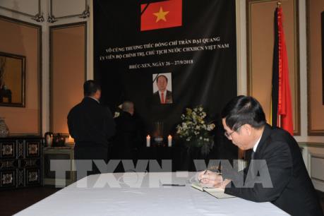 Lễ viếng và mở sổ tang Chủ tịch nước Trần Đại Quang tại Vương Quốc Bỉ, Canada