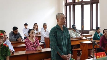 Bình Phước: Án chung thân cho kẻ giết người đốt xác