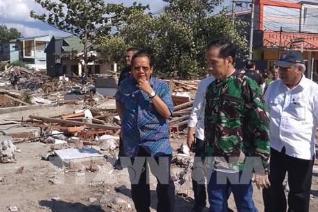 Tổng thống Indonesia Widodo đến thăm vùng bị thiệt hại do động đất, sóng thần 