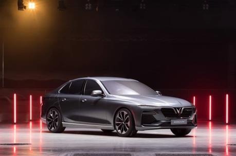 VinFast công bố tên gọi hai mẫu Sedan và SUV tại triển lãm ô tô quốc tế