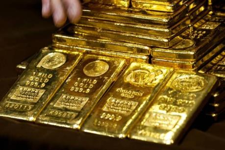 Giá vàng châu Á dao động trong biên độ hẹp