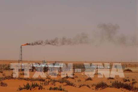 Giá dầu thế giới giảm khá mạnh ngày 4/10