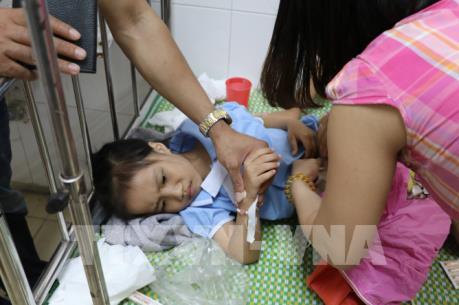 Công bố nguyên nhân vụ 352 học sinh tiểu học bị ngộ độc tại Ninh Bình