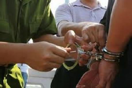 Khởi tố 5 đối tượng để điều tra hành vi mua bán ma túy, cưỡng đoạt tài sản