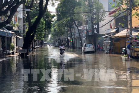 Triều cường dâng cao, nhiều khu vực tại tỉnh Bạc Liêu ngập nặng
