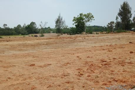 Yêu cầu công khai kết quả kiểm tra dự án sử dụng đất ở Hòa Bình