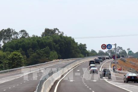 Dừng thu phí cao tốc Đà Nẵng - Quảng Ngãi từ 0h ngày 12/10