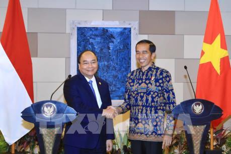 Thủ tướng Nguyễn Xuân Phúc và Tổng thống Indonesia nhất trí tạo đột phá mới