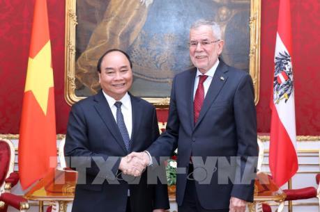 Thủ tướng đề nghị Áo hỗ trợ Việt Nam xây dựng hệ thống giáo dục chất lượng cao