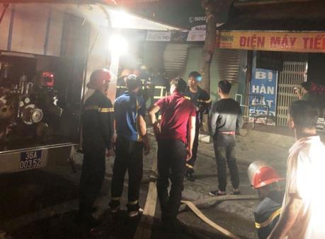 Thanh Hóa: Cháy cửa hàng điện thoại di động, thiệt hại hàng tỷ đồng