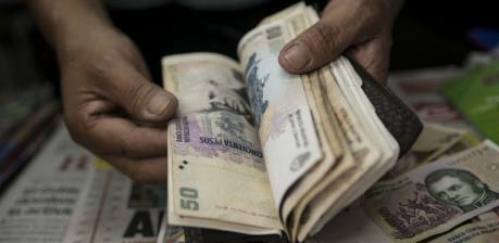 Tỷ lệ lạm phát của Argentina lên tới 32,4%