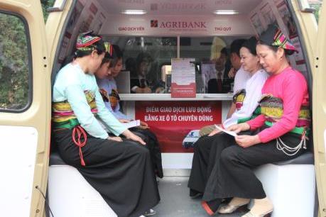 Agribank triển khai giao dịch lưu động bằng ô tô tại 59 tỉnh, thành phố