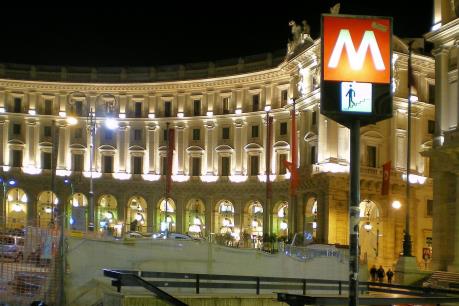 Sập thang máy ở nhà ga chính thủ đô Roma