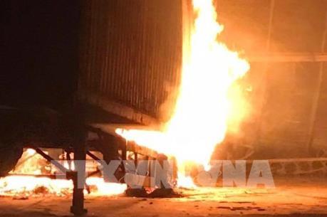 Vụ cháy khu sản xuất gỗ ở Đồng Nai thiệt hại hàng chục tỷ đồng