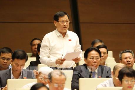 Đại biểu Quốc hội: Phát triển kinh tế cũng cần quan tâm hơn đến vấn đề xã hội