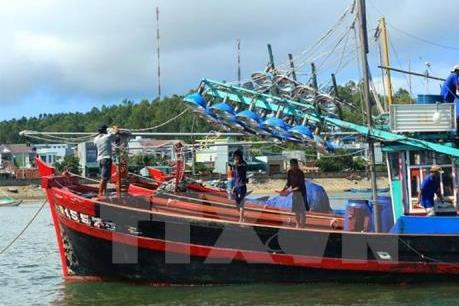 Xóa đăng ký vĩnh viễn đối với tàu cá vi phạm vùng biển nước ngoài