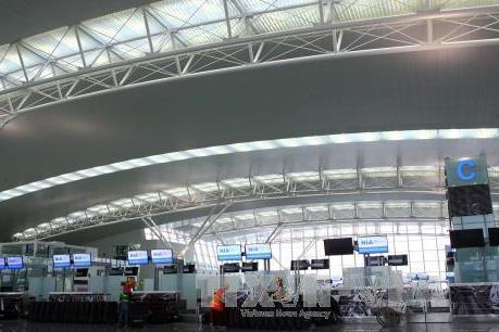 10 tháng, lượng hành khách thông qua cảng hàng không tăng 11%