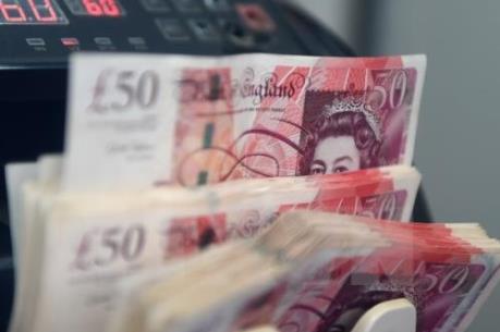 Bảng Anh rớt giá trước thông tin kéo dài thời hạn Brexit