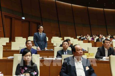 Kỳ họp thứ 6, Quốc hội khóa XIV: Chất vấn các thành viên Chính phủ nhiều vấn đề nóng