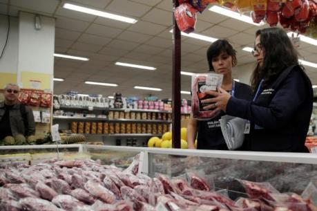 Nga nhập khẩu trở lại thịt bò và thịt lợn Brazil