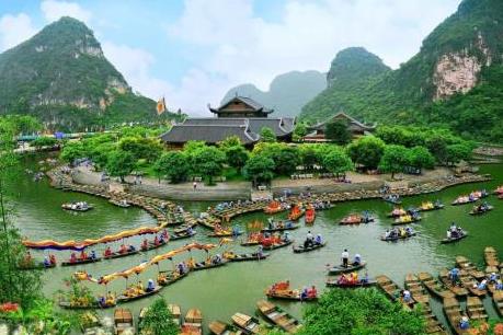 Ninh Bình huy động các nguồn lực cho ngành kinh tế "không khói"