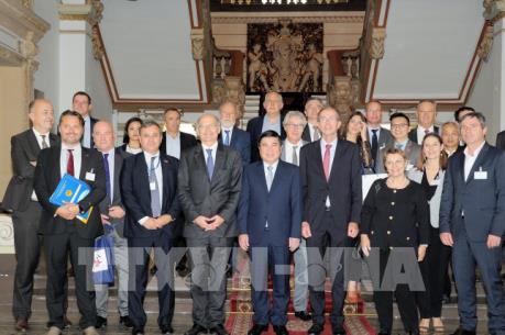 Pháp muốn hợp tác ứng dụng công nghệ cao với TP Hồ Chí Minh