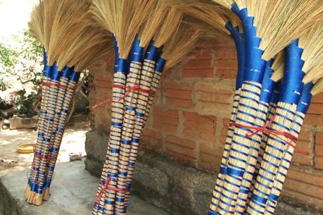 Quảng Ngãi bảo hộ nhãn hiệu chổi đót Hành Thuận