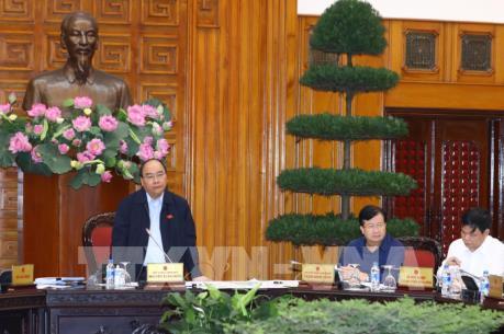Thủ tướng chủ trì cuộc họp về tình hình sạt lở bờ biển các tỉnh ven biển miền Trung