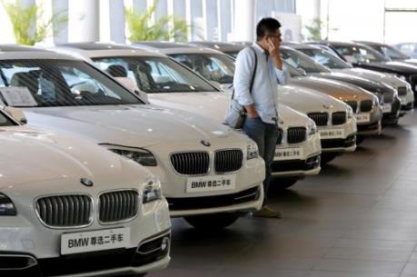 Lợi nhuận của BMW giảm mạnh do tác động từ bài kiểm tra khí thải của EU