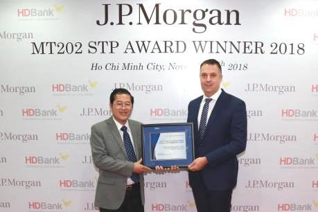 HDBank đạt giải đơn vị có dịch vụ thanh toán quốc tế xuất sắc toàn cầu