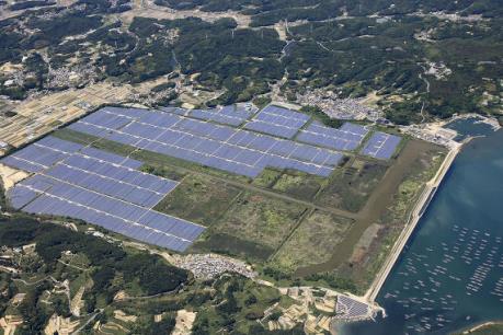 Khánh thành nhà máy điện mặt trời quy mô lớn ở miền Tây Nhật Bản