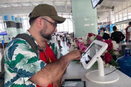 Nội Bài thử nghiệm hệ thống nhận thông tin phản hồi điện tử