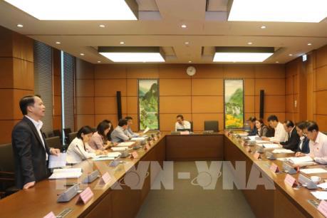 Quốc hội thảo luận về dự án Luật Quản lý thuế (sửa đổi) và Luật Đầu tư công